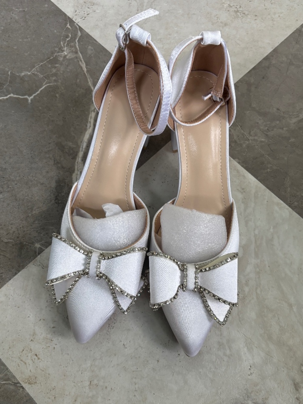 NWT Women's Bridal Bow Heels Size 40/9